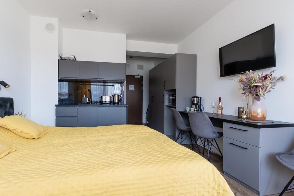 Apartament Ania Z Widokiem Na Morze W Hotelu Arka Kolobrzeg Exterior photo